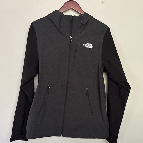 THE NORTH FACE Jackets & Blazers - Women's The North Face HyVent Ski Snow Rain Jacket L Charcoal Black